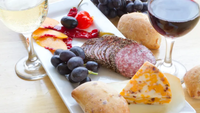 BOSNIA FOOD AND WINE